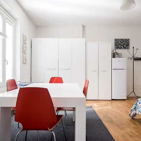Travel House Διαμέρισμα Μπολόνια